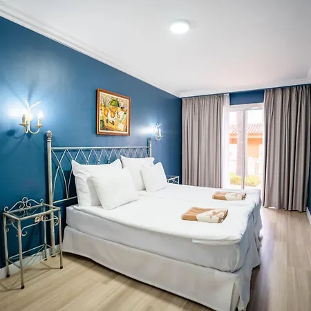 Coral La Quinta Park Apartment