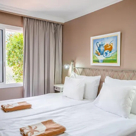 Coral La Quinta Park Apartment