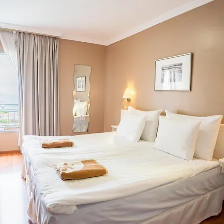 Coral La Quinta Park Apartment